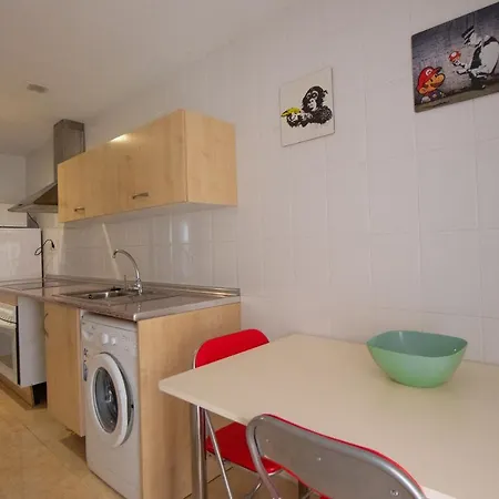 Mequedo Avenida Zaragoza 公寓