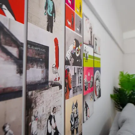 Mequedo Avenida Zaragoza 公寓